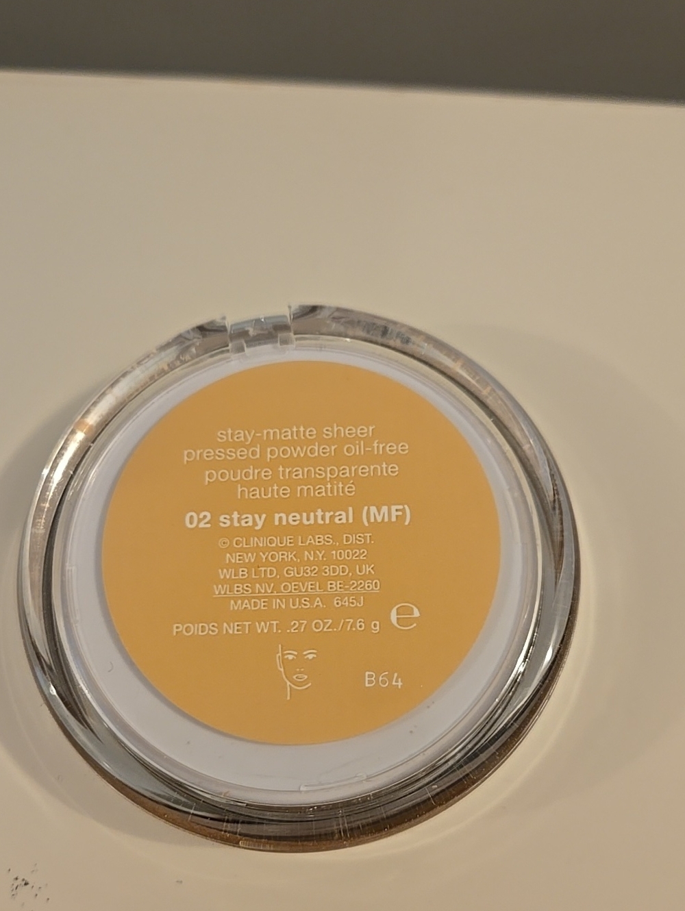 Clinique Stay-Matte Sheer Pressed Powder - 02 Stay Neutral